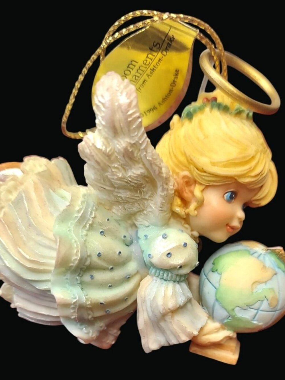 Wishing You A World Of Peace Ornament By Ashton-Drake 1996 W Certificate 1115